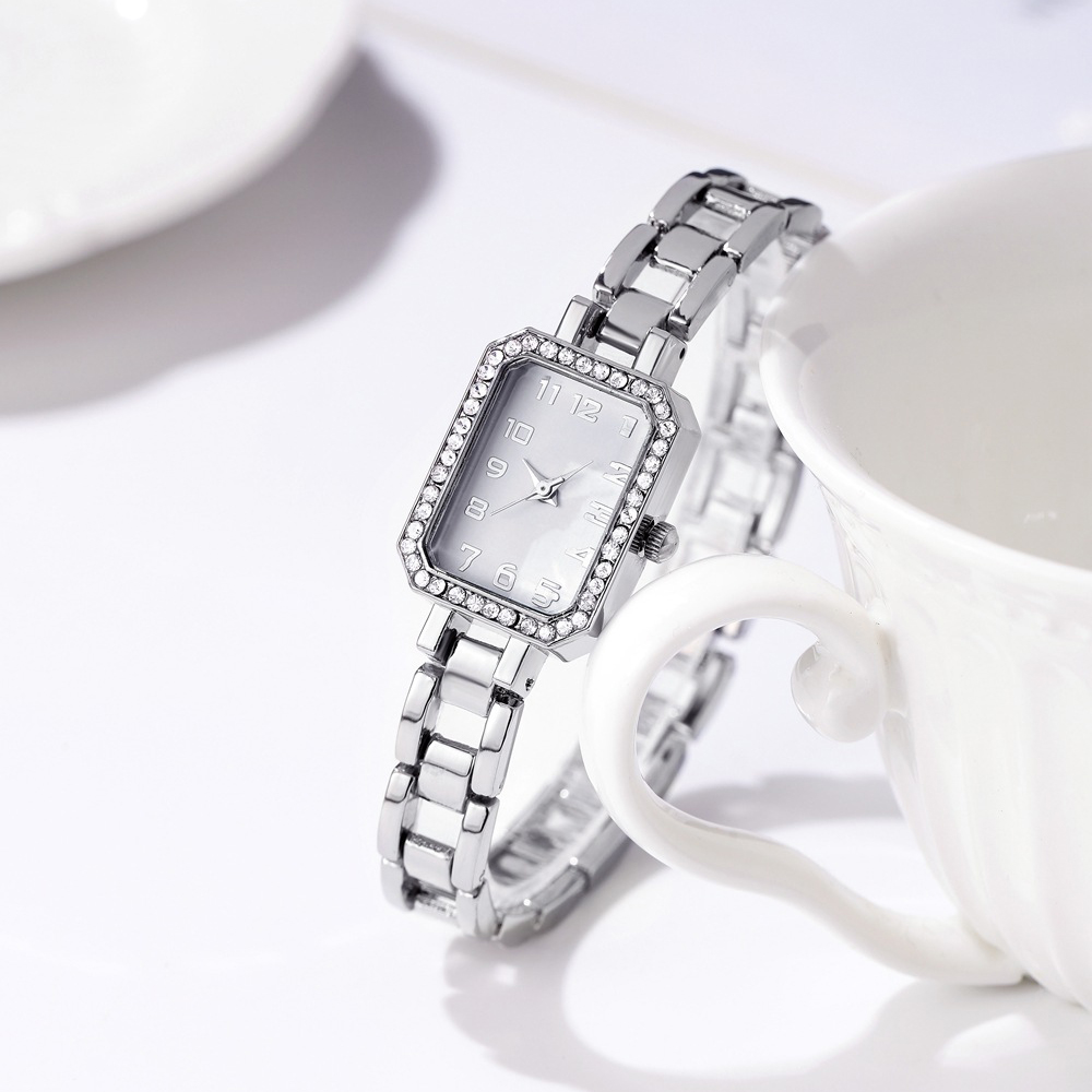 女性のための高級クォーツ時計,ステンレス鋼のブレスレット,シ - Luxury Watch Square のレビューと価格