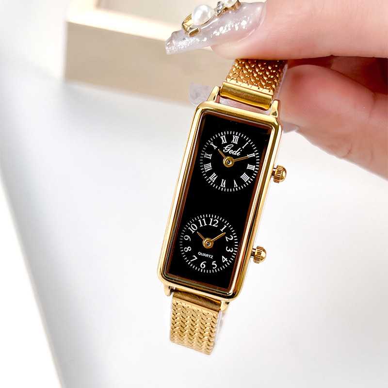 CQ549新型レジャークリエイティブデュアルムーブメントレデ - Luxury Watch Square のレビューと価格