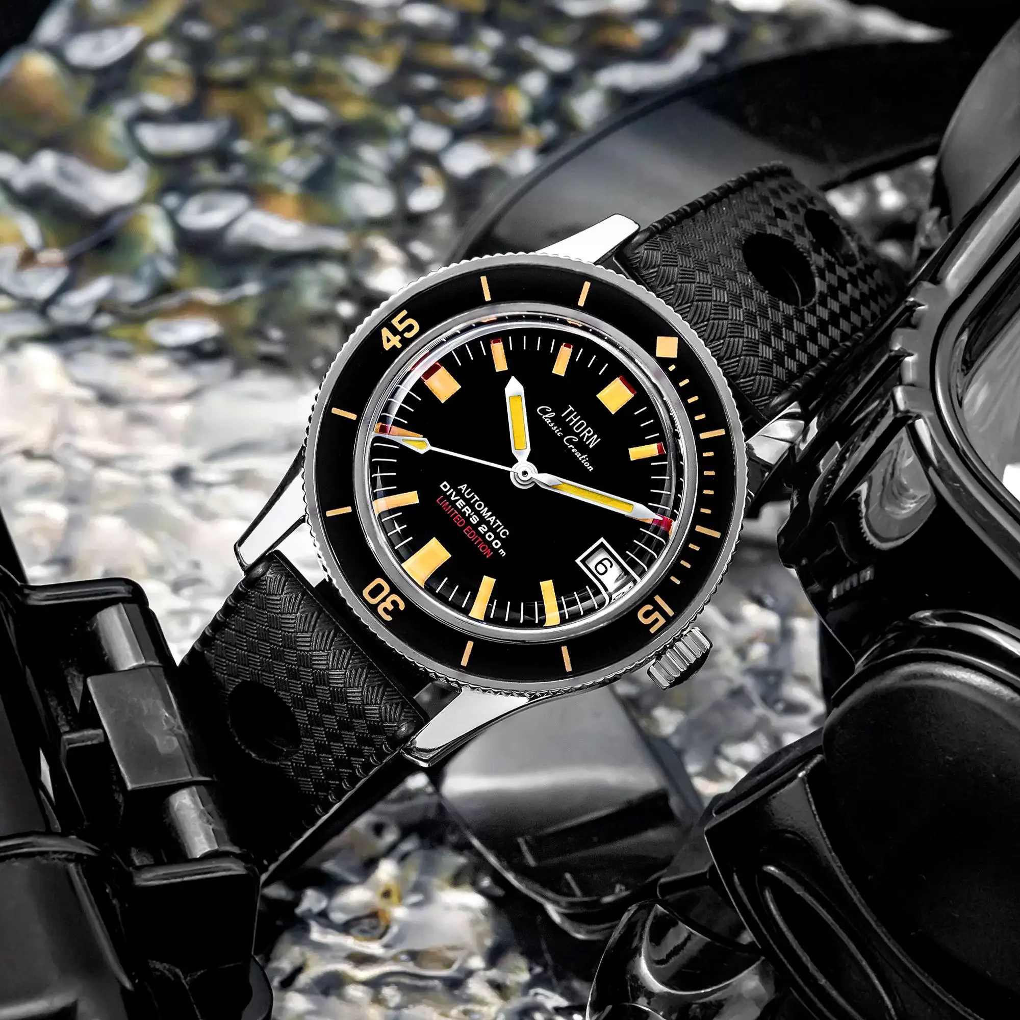 ソーン T006 ヴィンテージウォッチ 50 ファゾムス チ - Titanium Sport Watch のレビューと価格